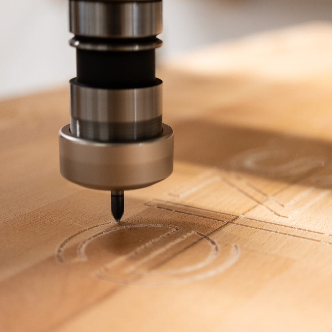 MM Fräsen: Robotergestütztes Fräsen für Bühnenbau und Szenografie