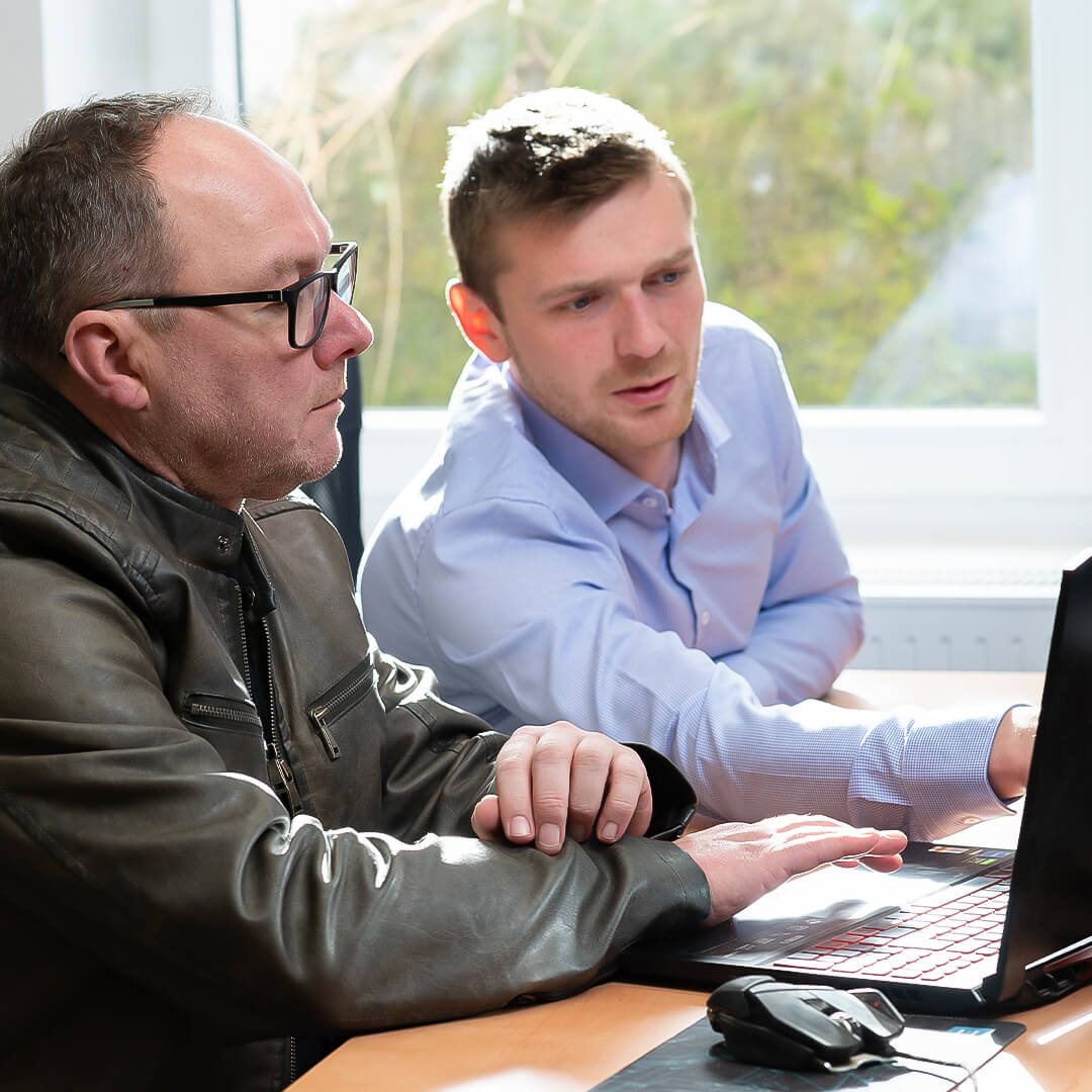 Maaß & Miszler Fräsen verbindet Maschinenbau, Robotik und Handwerk